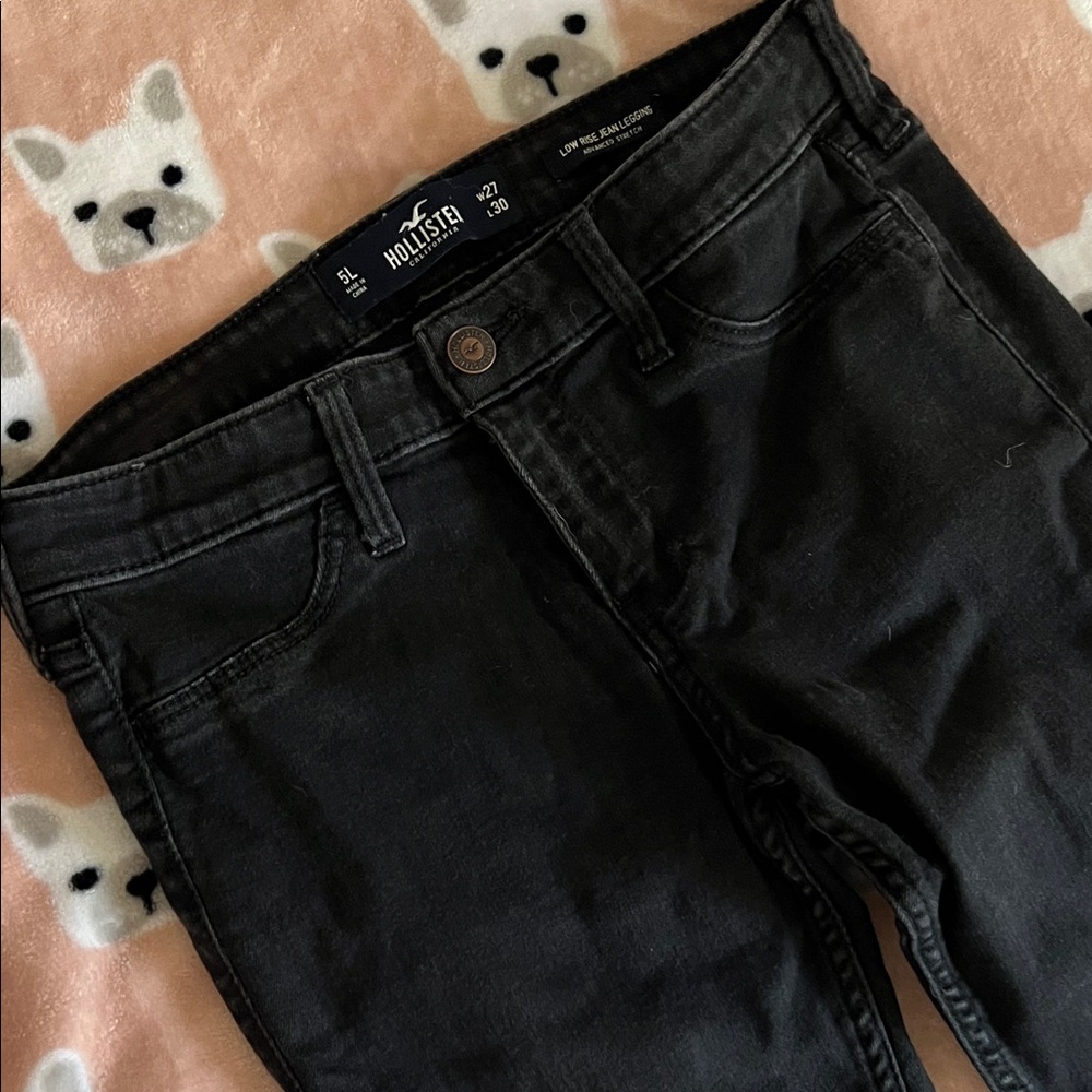Hollister Women's Dark Wash Skinny Jeans